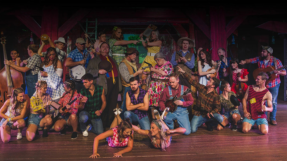 image of the cast at the hatfield and mccoy dinner feud show in pigeon forge tn