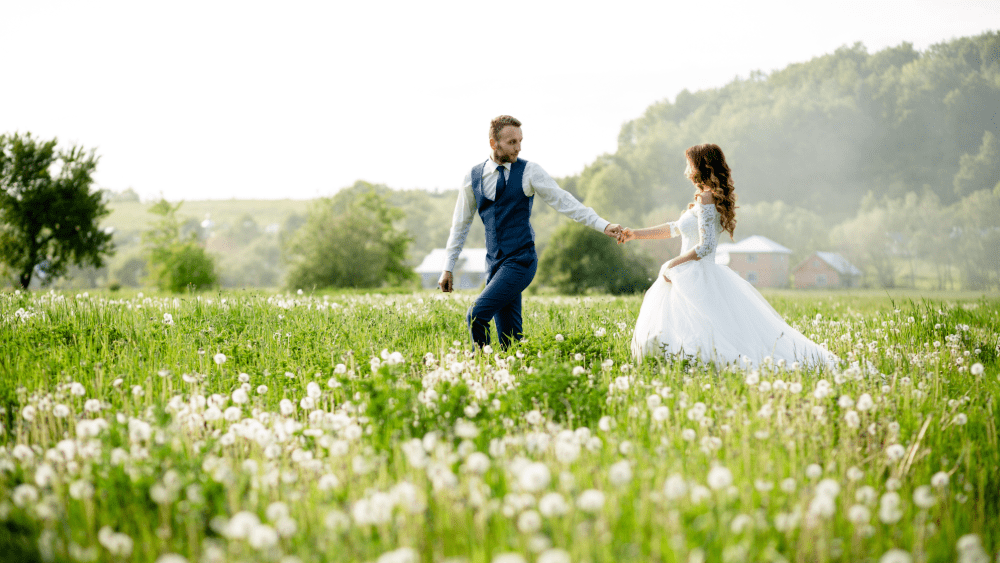 blossoms and wildflowers in Gatlinburg during spring wedding blossoms and wildflowers in Gatlinburg during spring wedding