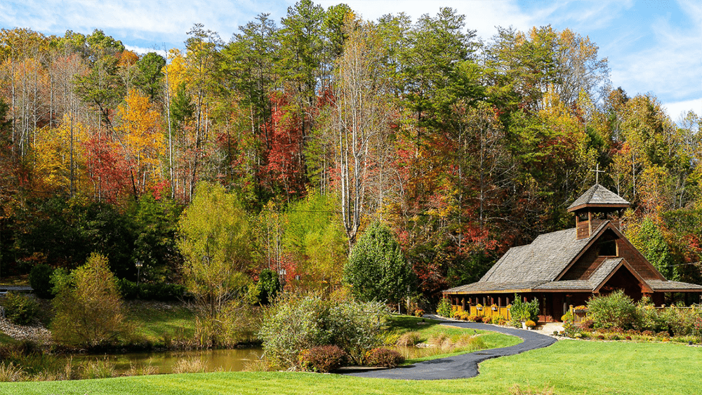 gatlinburg's little log wedding chapel gatlinburg's little log wedding chapel