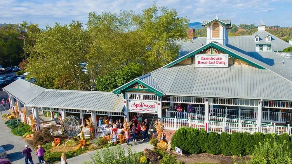 Applewood Farmhouse Restaurant Sevierville TN