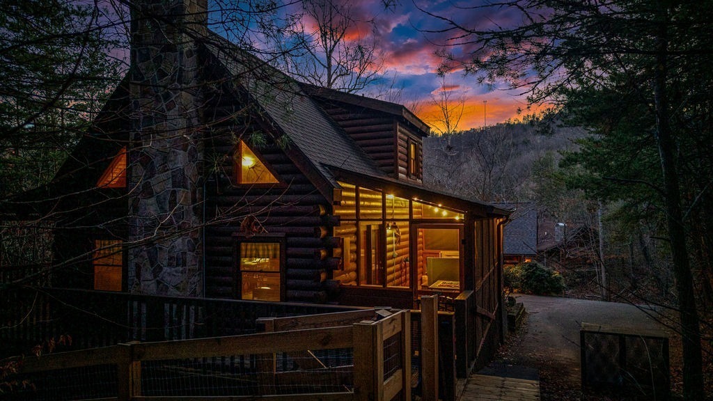 Exterior view of Timeless Tranquility from dog run