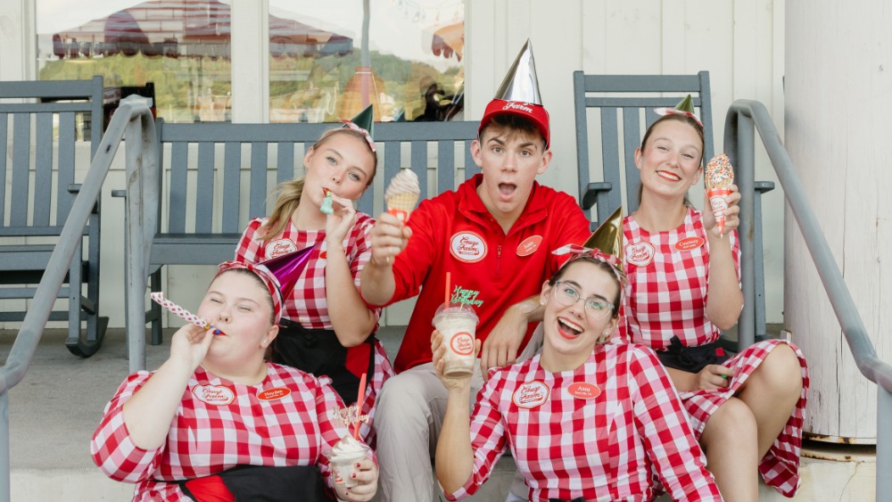 Cruze Farm Sevierville staff picture