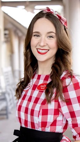 General Manager of the Cruze Farm Sevierville location, Emily Merritt