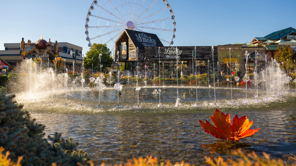 Free fountain show at The Island in Pigeon Forge with the Great Smoky Mountain Wheel behind it
