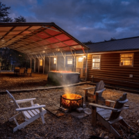 sleepy bear ranch pigeon forge cabin backyard firepit and hot tub