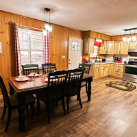 sleepy bear ranch dining room and kitchen