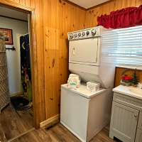 sleepy bear ranch laundry and bathroom