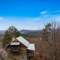 Overhead view of Little Bear rental cabin location